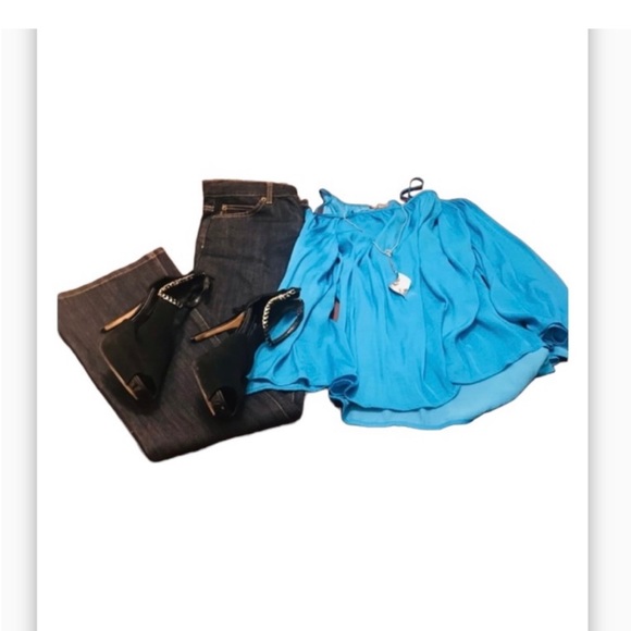 Michael Kors Boot Cut Jeans - Size 2 - Picture 3 of 3